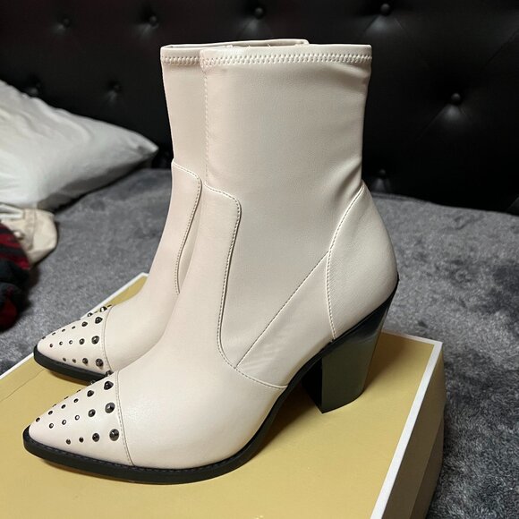 Michael Kors - Dover Studded Leather Heeled Booties - Picture 6 of 11